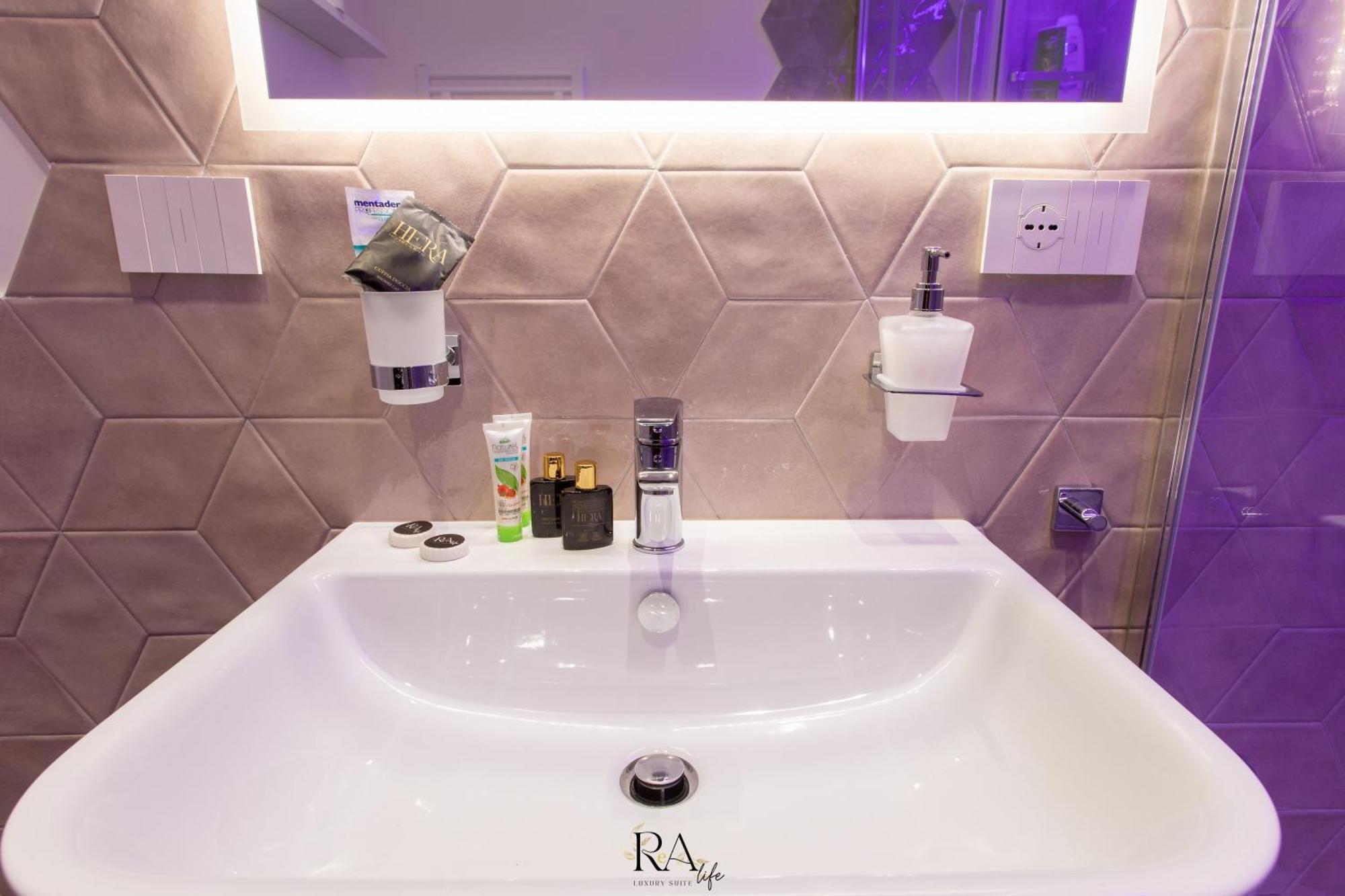 Rea Life Luxury Suite Cava deʼ Tirreni Eksteriør billede